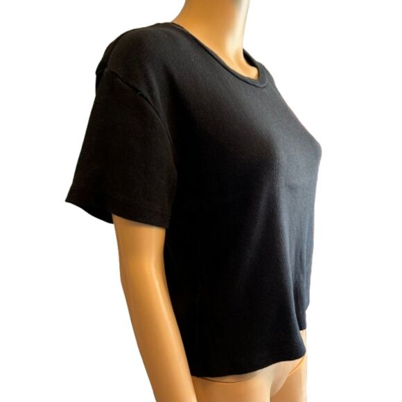PINK Victoria's Secret Black Ribbed Cropped T-shirt size XS E99 - Picture 4 of 8